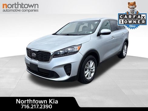 Used 2020 Kia Sorento LX image 1