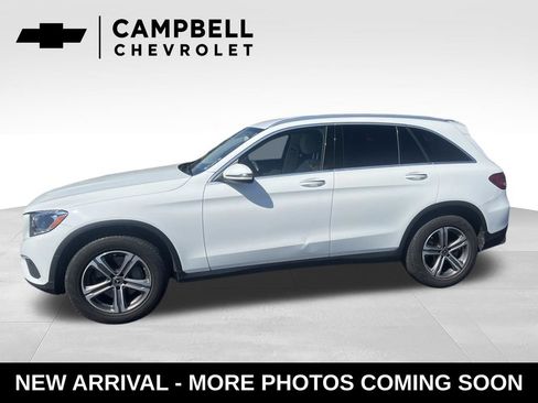 Used 2019 Mercedes-Benz GLC 300 4MATIC image 2