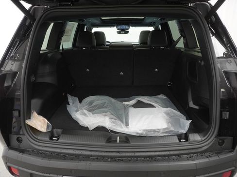 New 2026 Jeep Cherokee Overland AWD/4WD image 31