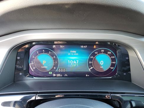 New 2026 Volkswagen Atlas Cross Sport SE image 17