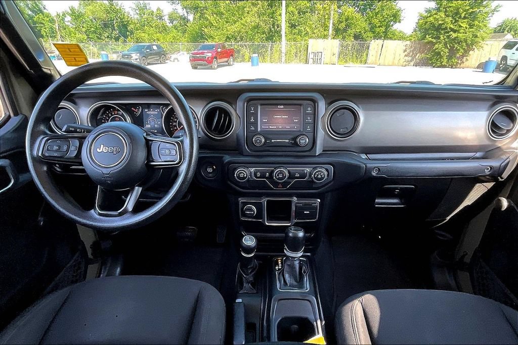 Used 2020 Jeep Gladiator Sport AWD/4WD image 5