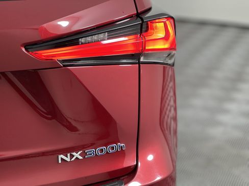 Used 2018 Lexus NX 300h AWD w/ Comfort Package image 12