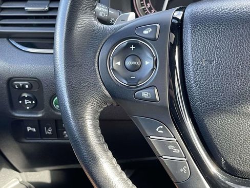 Used 2016 Honda Pilot Touring image 20