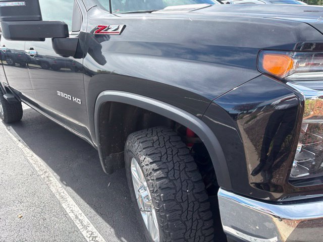 Used 2022 Chevrolet Silverado 3500 LTZ AWD/4WD image 5
