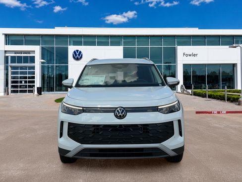 New 2026 Volkswagen Tiguan SE AWD/4WD image 2