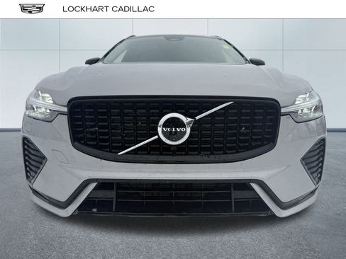 Used 2025 Volvo XC60 B5 Plus image 7