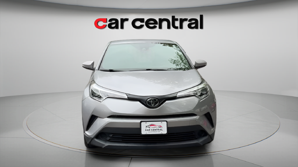 Used 2019 Toyota C-HR XLE FWD image 8