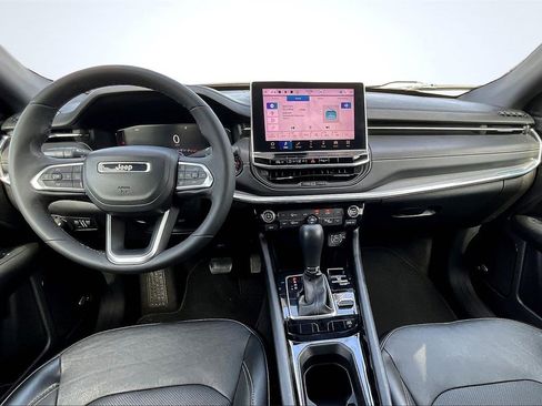 Used 2023 Jeep Compass High Altitude image 16