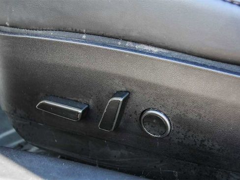 Used 2021 Tesla Model 3 Standard Range Plus image 21