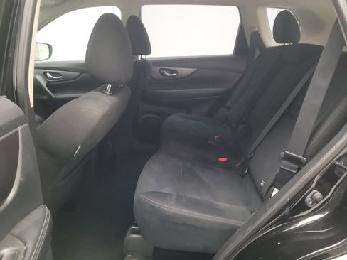 Used 2016 Nissan Rogue S FWD image 18
