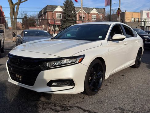 Used 2020 Honda Accord Sport image 1