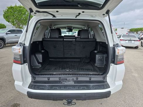 Used 2021 Toyota 4Runner TRD Off-Road Premium image 12