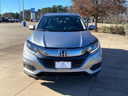 Used 2021 Honda HR-V LX image 2
