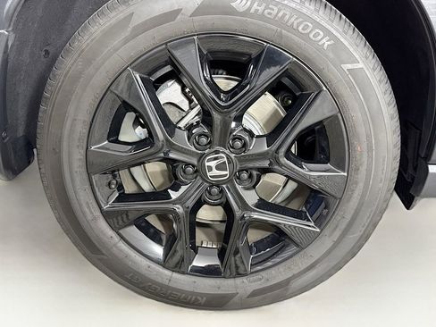 Certified 2023 Honda HR-V Sport image 33