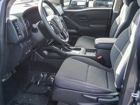 Used 2023 Nissan Frontier S w/ Technology Package image 17