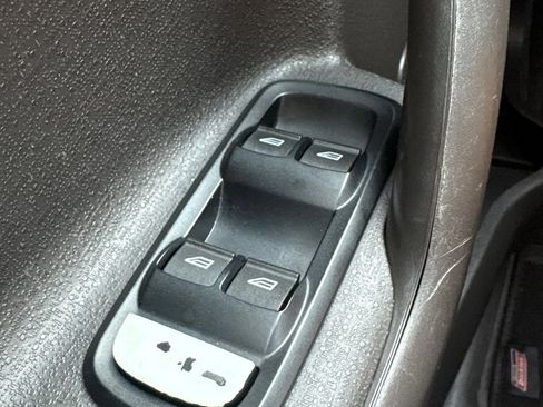 Used 2019 Ford Fiesta SE w/ Equipment Group 201A FWD image 14