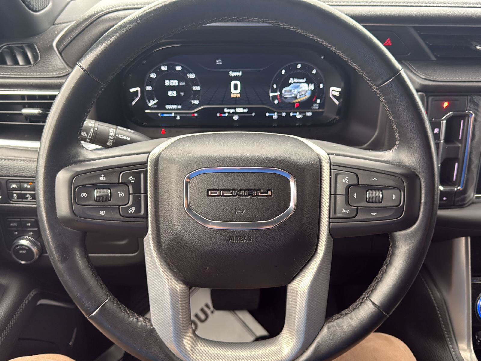 Used 2023 GMC Yukon Denali AWD/4WD image 9
