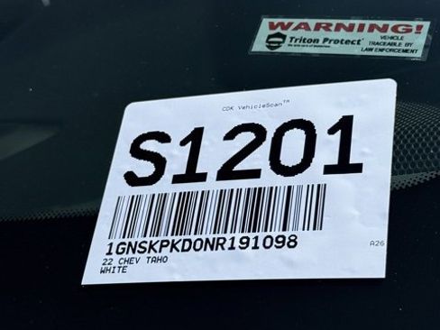 Used 2022 Chevrolet Tahoe Z71 w/ Luxury Package image 37