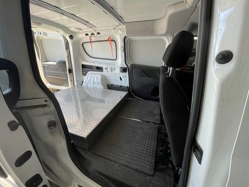 Used 2021 RAM ProMaster City Tradesman FWD image 19