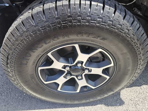 Used 2021 Jeep Wrangler Unlimited Rubicon w/ Uconnect 4C Nav & Sound Group AWD/4WD image 20
