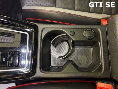 Certified 2024 Volkswagen GTI SE image 34