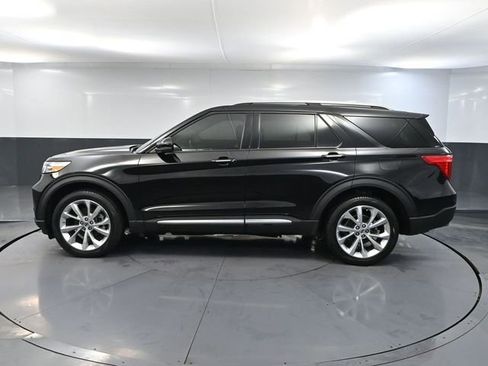 Used 2023 Ford Explorer Platinum w/ Technology Package image 10