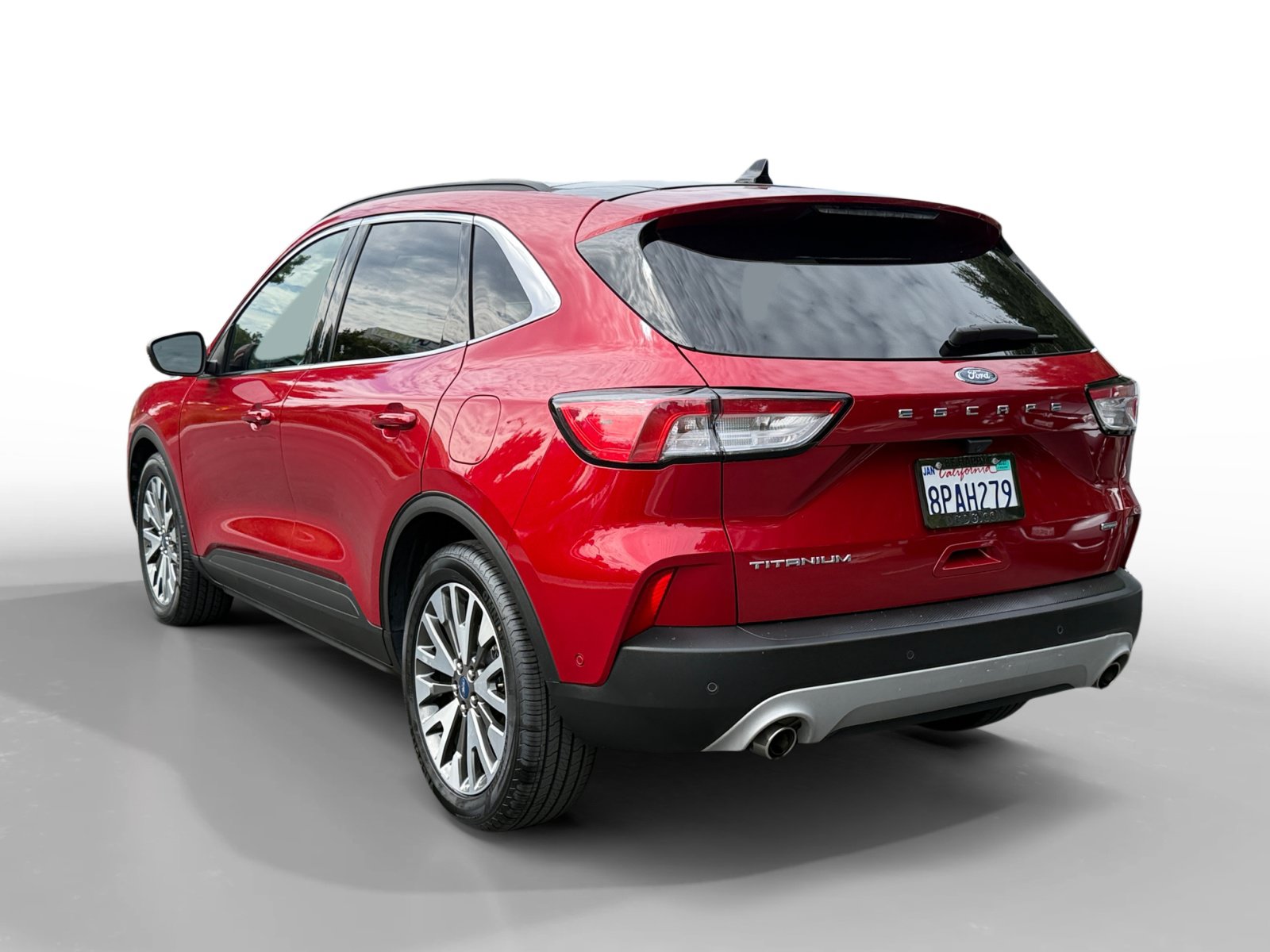 Used 2020 Ford Escape Titanium FWD image 3