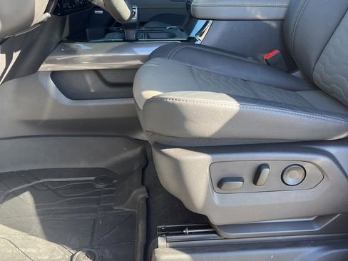 Used 2025 Chevrolet Silverado 1500 ZR2 image 19