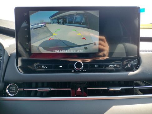 New 2026 Mitsubishi Outlander LE AWD/4WD image 4