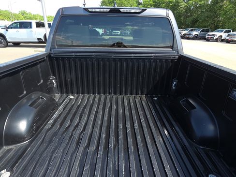 Used 2025 Toyota Tundra SR5 w/ SR5 Premium Package AWD/4WD image 8