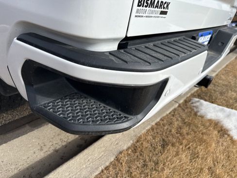 Used 2023 GMC Sierra 1500 AT4 w/ AT4 Premium Package image 8