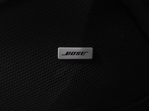 Used 2019 Chevrolet Camaro LT RWD image 28