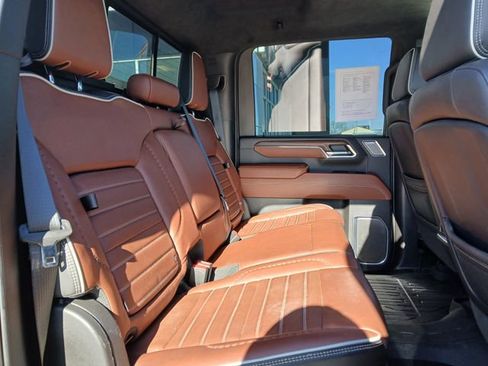 Certified 2024 GMC Sierra 3500 Denali Ultimate w/ LPO, GMC Protection Package image 18