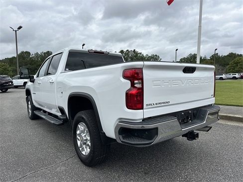 Used 2025 Chevrolet Silverado 2500 LT w/ Convenience Package image 7