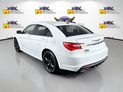 Used 2014 Chrysler 200 Limited w/ Sun/Sound Group FWD image 7