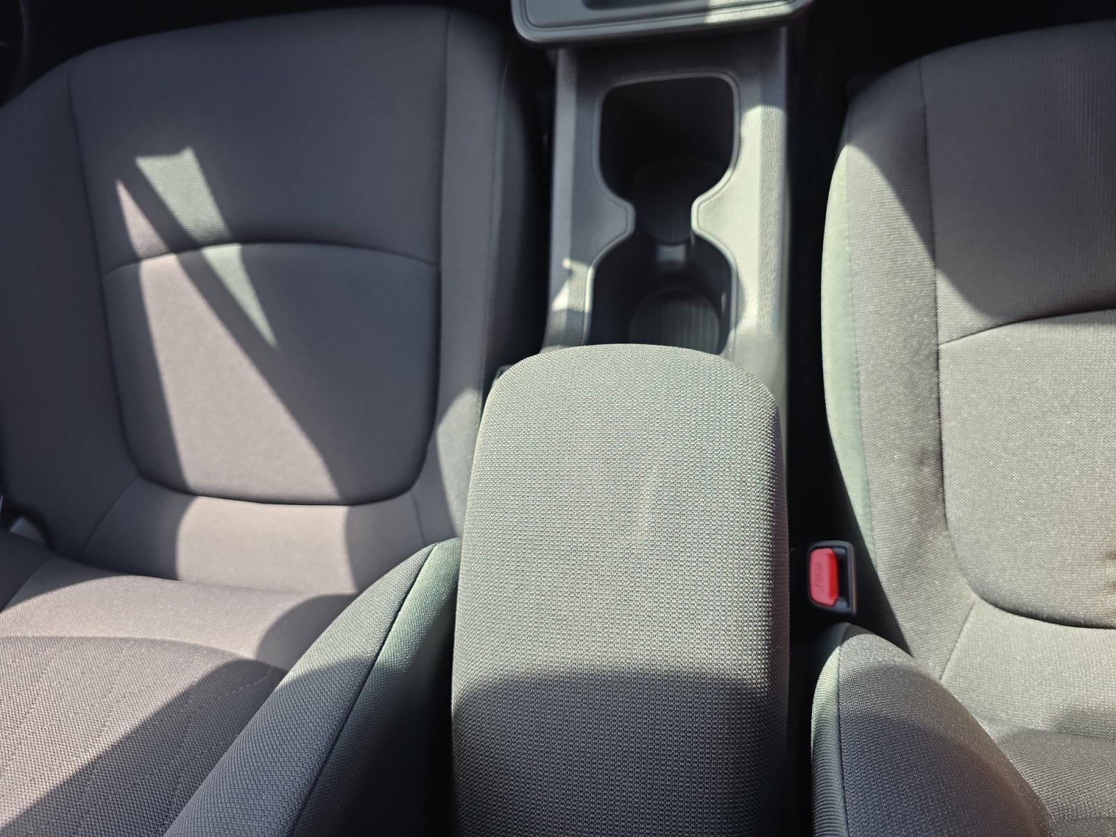 New 2026 Toyota Corolla Cross LE w/ Moonroof Package FWD image 18