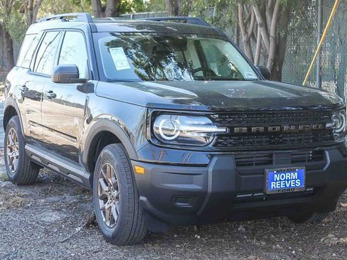Used 2026 Ford Bronco Sport Big Bend w/ Bronze Package AWD/4WD image 3