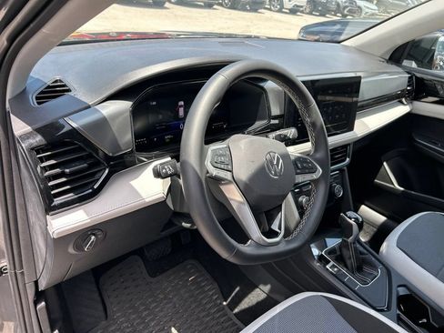 Certified 2025 Volkswagen Taos S FWD image 21