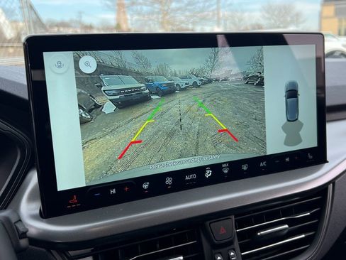 New 2026 Ford Escape SE image 21