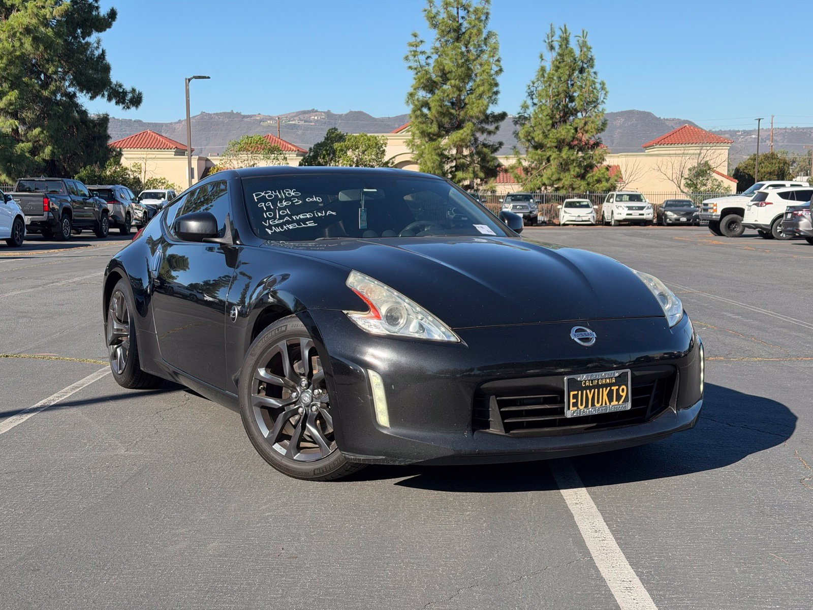 Used 2017 Nissan 370Z Coupe RWD image 1