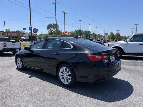 Used 2025 Chevrolet Malibu LT FWD image 5