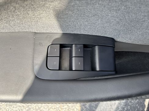 Used 2025 Tesla Model 3 Long Range RWD image 15