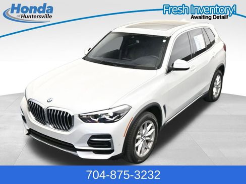 Used 2023 BMW X5 xDrive40i w/ Premium Package AWD/4WD image 21