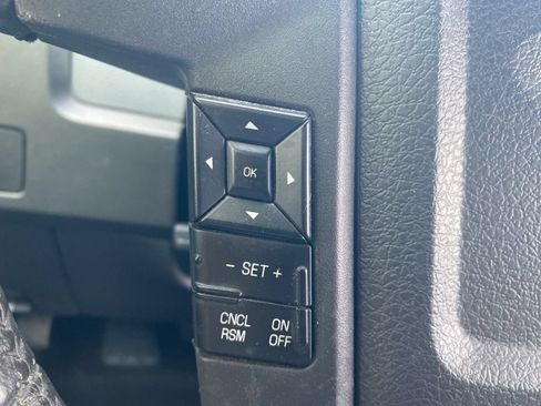 Used 2014 Ford F150 XLT w/ Equipment Group 302A Luxury AWD/4WD image 24