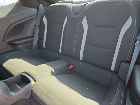 Used 2022 Chevrolet Camaro LT w/ RS Package image 15