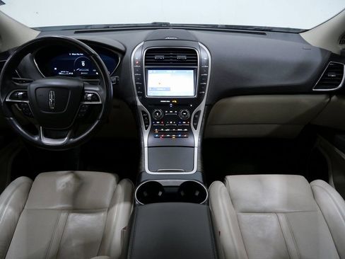 Used 2020 Lincoln Nautilus Reserve w/ Equipment Group 201A image 11