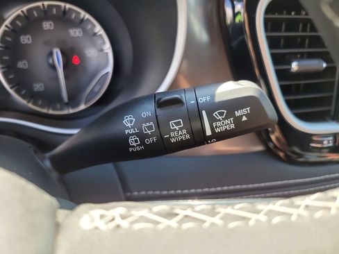 New 2026 Chrysler Pacifica Select image 29