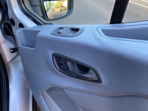 Used 2017 Ford Transit 350 XLT RWD image 31