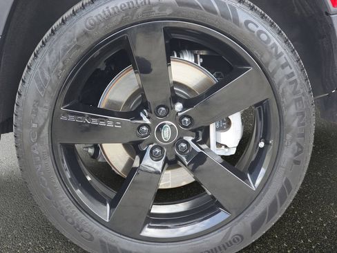 Certified 2024 Land Rover Defender 130 S AWD/4WD image 35