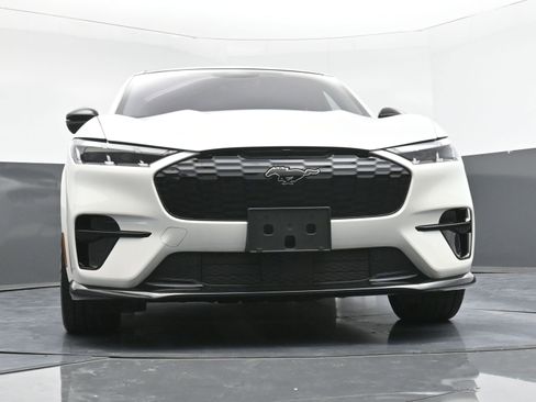 Used 2025 Ford Mustang Mach-E GT image 29